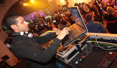 ���`�� ��� ����